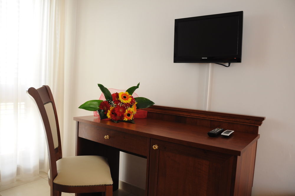 סנט'איזידורו Agri Hotel Conte Salentino מראה חיצוני תמונה